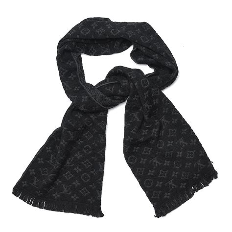 louis vuitton black scarf|louis vuitton chunky knit scarf.